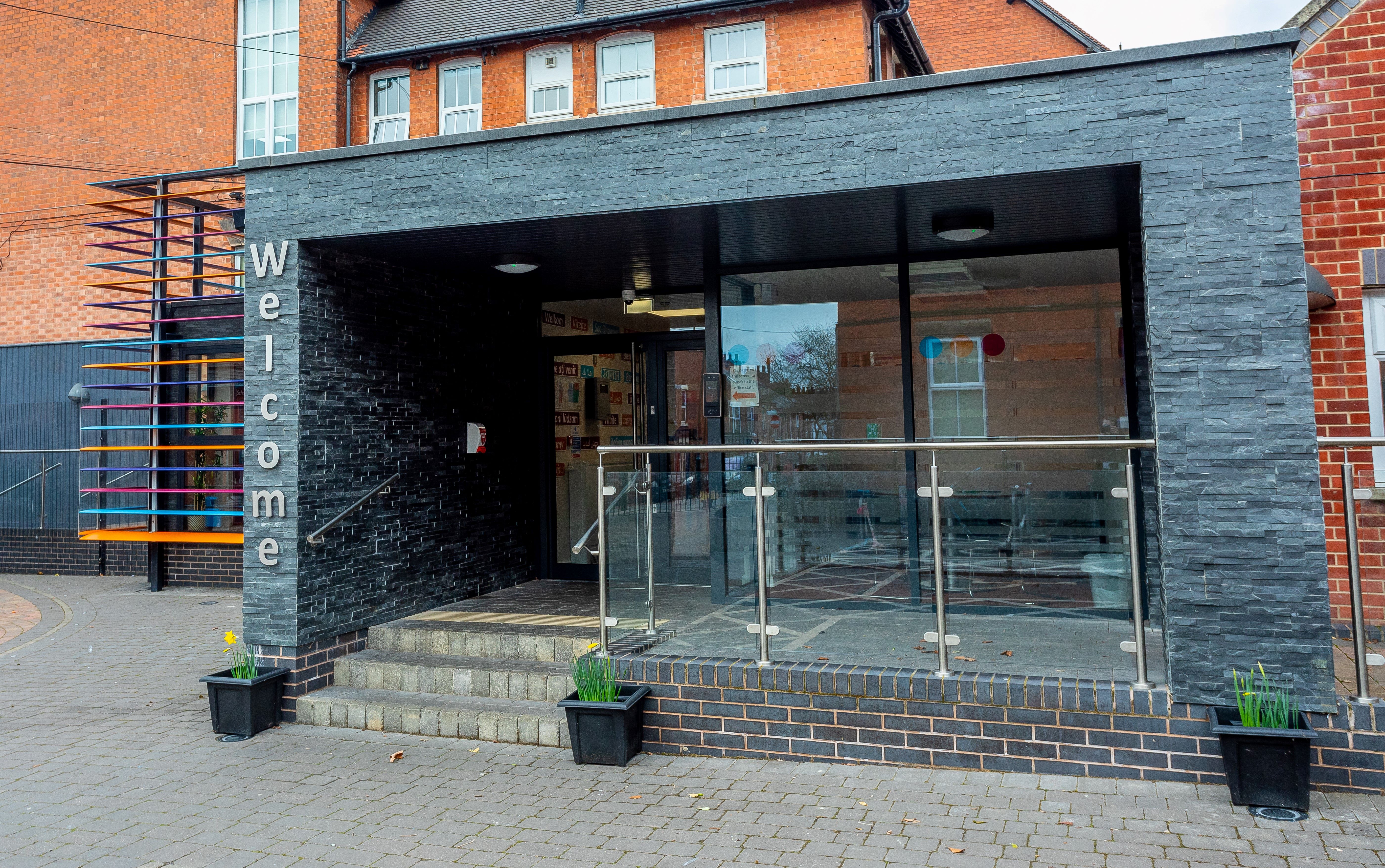 Entrance to Windmill Academy KAM_8709 website